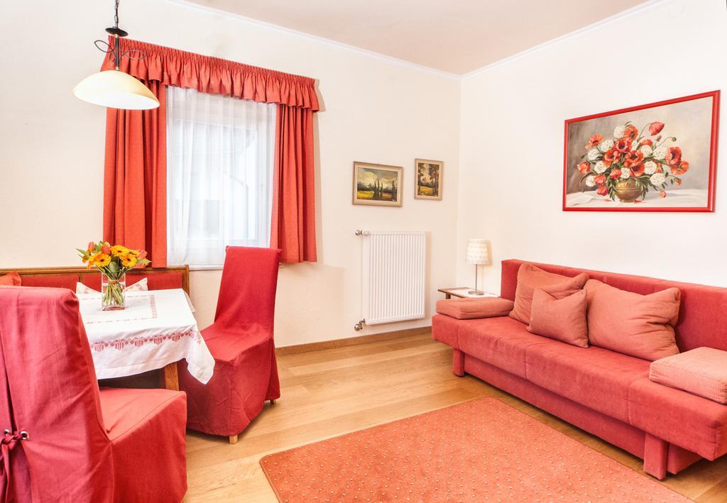 Kraners Alpenhof Bio Bed And Breakfast Pension Weissensee Esterno foto